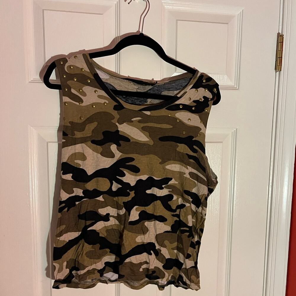 Elodie Top Camo Sleeveless Crop Girls Size Large